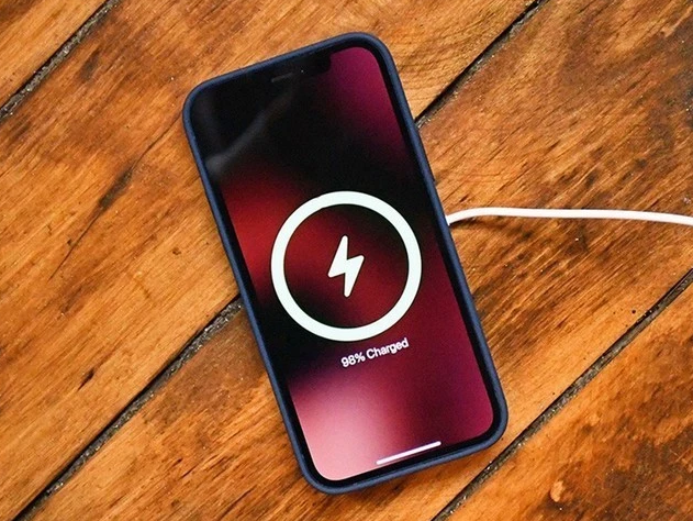 长阳苹果手机维修分享iPhone 12可以随便充电吗 